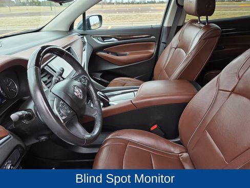 Used 2021 Buick Enclave Avenir w/ Avenir Technology Package AWD/4WD image 13