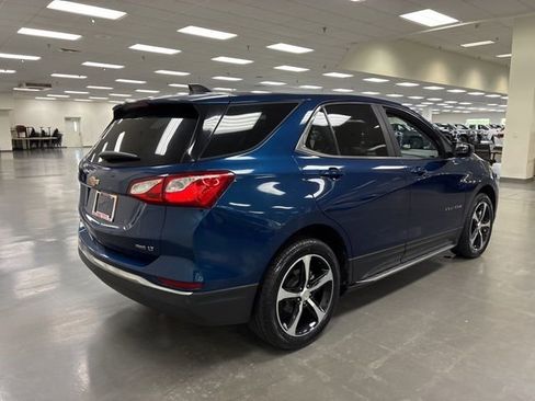 Used 2021 Chevrolet Equinox LT AWD/4WD image 8