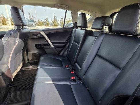 Used 2016 Toyota RAV4 Limited image 20