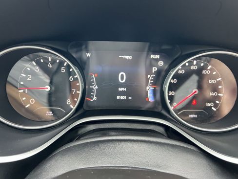 Used 2018 Jeep Compass Latitude w/ Popular Equipment Group image 12