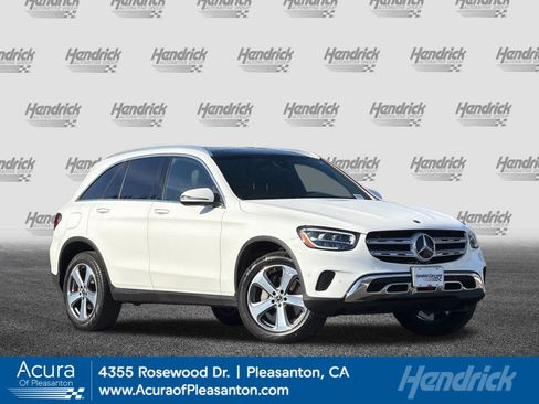 Used 2021 Mercedes-Benz GLC 300 4MATIC image 1