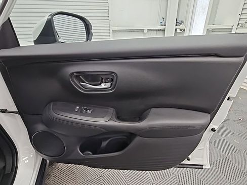 New 2026 Honda HR-V LX image 37