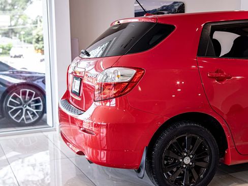 Used 2009 Toyota Matrix FWD image 12