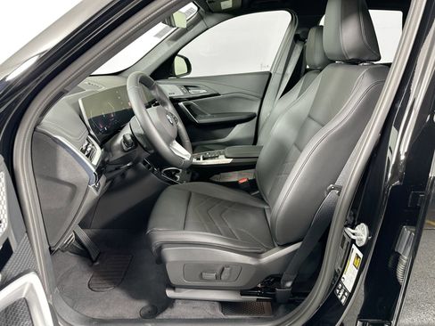 Certified 2025 BMW X1 xDrive28i w/ Premium Package image 15
