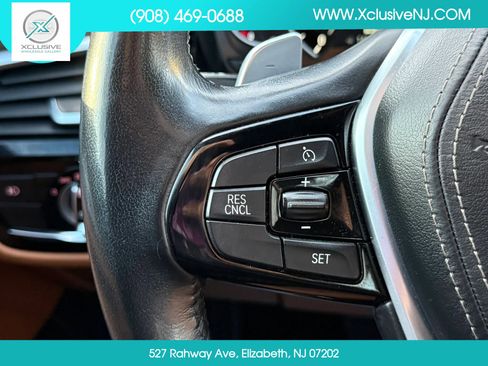 Used 2018 BMW 540i xDrive w/ Premium Package AWD/4WD image 12
