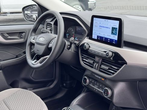 Used 2022 Ford Escape SE w/ Convenience Package image 25