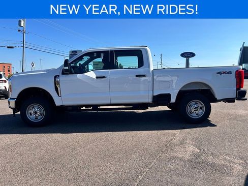 New 2026 Ford F250 XL w/ XL Chrome Package image 3