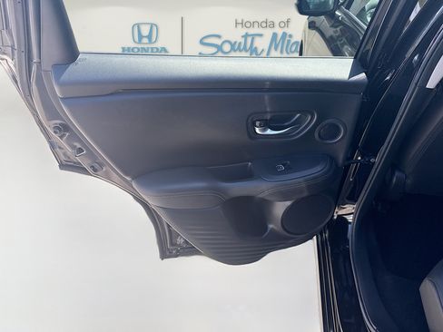 Used 2024 Honda HR-V EX-L image 24