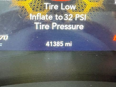 Used 2022 Dodge Charger SRT Hellcat w/ Navigation & Travel Group image 12