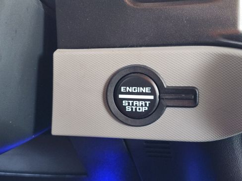 Used 2022 Ford Bronco Badlands AWD/4WD image 16