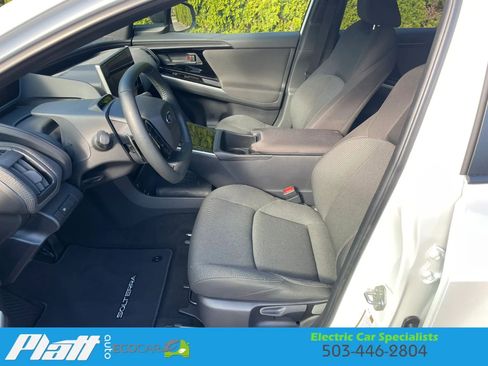 Used 2025 Subaru Solterra AWD/4WD image 19