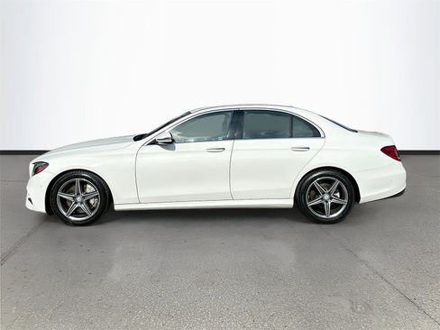 Used 2017 Mercedes-Benz E 300 image 4
