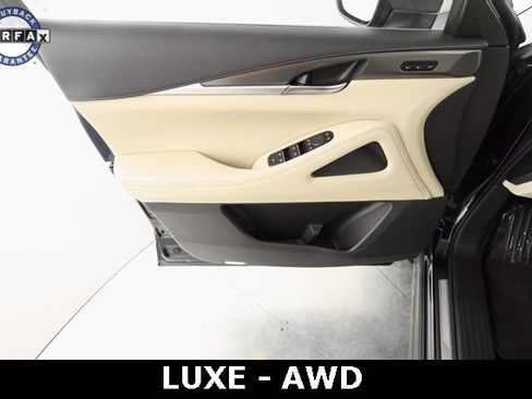 Used 2023 INFINITI QX60 Luxe image 11