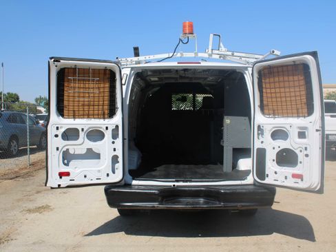 Used 2013 Ford E-150 and Econoline 150 w/ PWR Group image 5