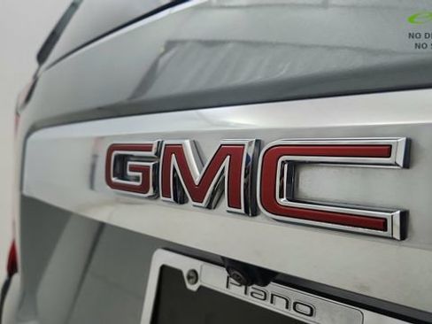 Used 2024 GMC Yukon Denali AWD/4WD image 19