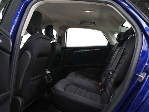 Used 2013 Ford Fusion SE image 16