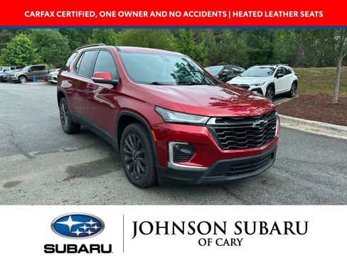 Used 2023 Chevrolet Traverse RS FWD image 1
