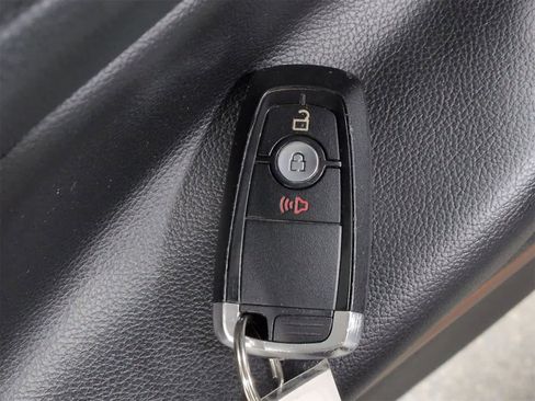 Used 2018 Ford EcoSport SES image 37