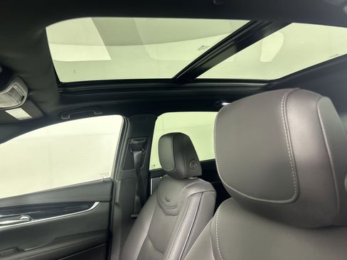 New 2025 Cadillac XT5 Premium Luxury w/ Technology Package image 8