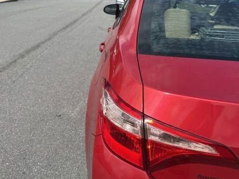 Used 2019 Toyota Corolla LE FWD image 8