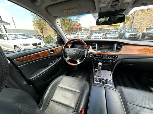 Used 2014 Hyundai Equus Signature RWD image 15