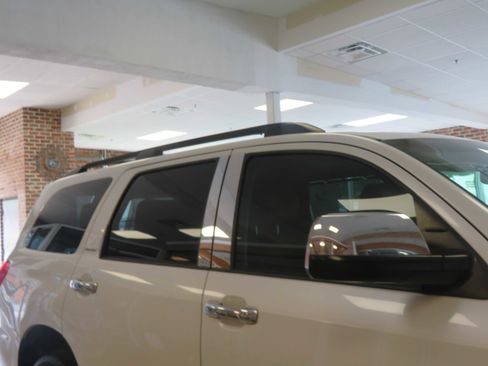 Used 2017 Toyota Sequoia Platinum RWD image 81