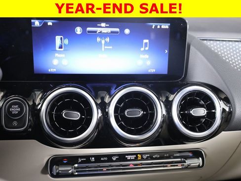 Used 2025 Mercedes-Benz GLA 250 4MATIC image 20