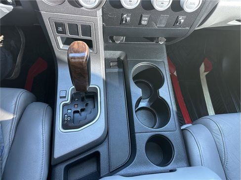 Used 2012 Toyota Tundra Limited image 25