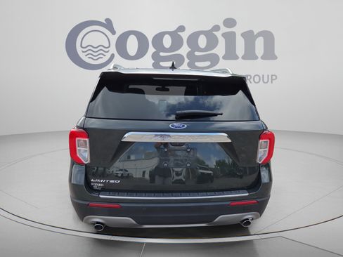 Used 2023 Ford Explorer Limited w/ Limited Technology Package RWD image 4