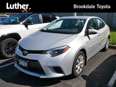 Used 2015 Toyota Corolla LE FWD image 1