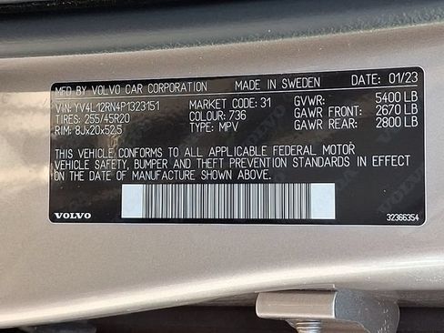 Used 2023 Volvo XC60 B5 Plus AWD/4WD image 26