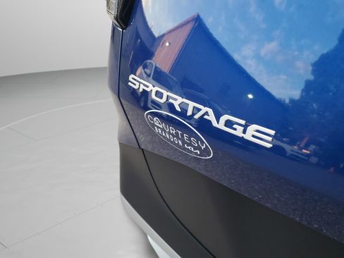 Certified 2025 Kia Sportage EX w/ Premium Package FWD image 30