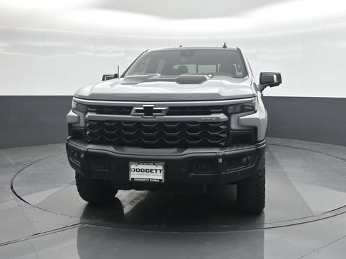 Used 2024 Chevrolet Silverado 1500 ZR2 w/ ZR2 Bison Edition AWD/4WD image 5