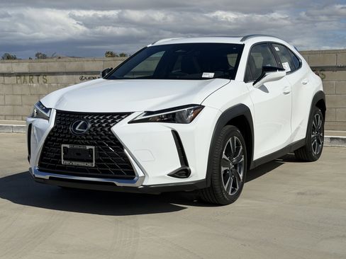 New 2026 Lexus UX 300h FWD image 6