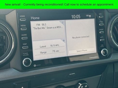 Used 2020 Toyota Tacoma TRD Sport AWD/4WD image 5