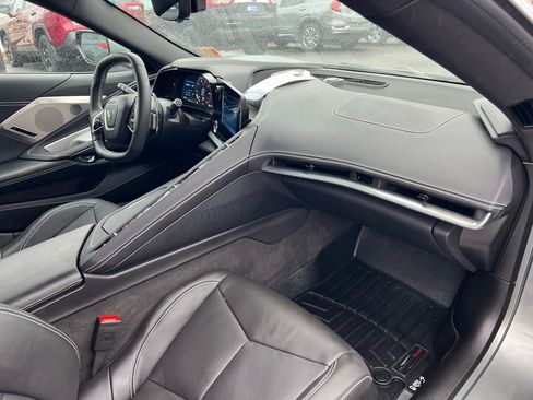 Used 2024 Chevrolet Corvette Stingray Preferred Cpe w/ Battery Protection Package image 25