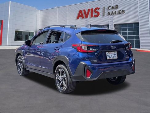 Used 2025 Subaru Crosstrek 2.0i Premium AWD/4WD image 9