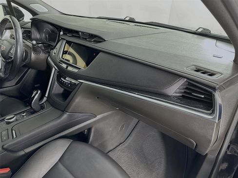 Used 2023 Cadillac XT5 Premium Luxury image 29