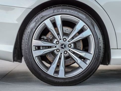 Used 2015 Mercedes-Benz S 550 Sedan image 15