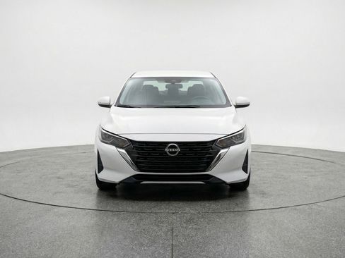 Used 2025 Nissan Sentra S FWD image 2