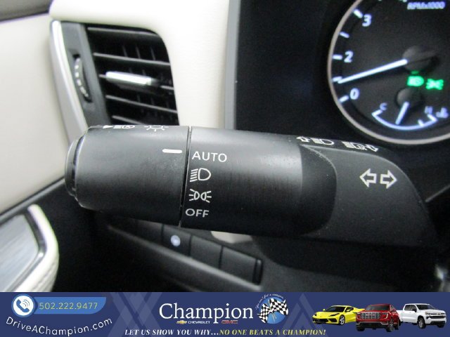 Used 2024 Nissan Rogue SV w/ SV Premium Package AWD/4WD image 27
