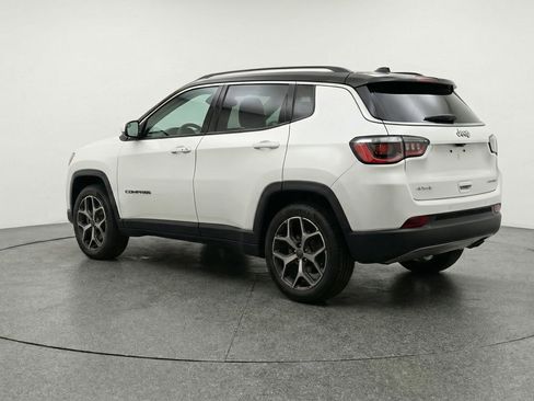Used 2025 Jeep Compass Limited AWD/4WD image 6