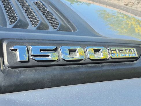 Used 2022 RAM 1500 Laramie w/ Sport Appearance Package image 11