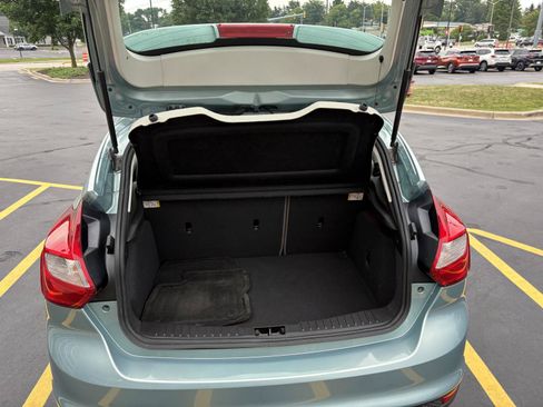 Used 2012 Ford Focus SE FWD image 20