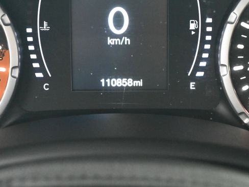 Used 2018 Jeep Renegade Latitude image 22