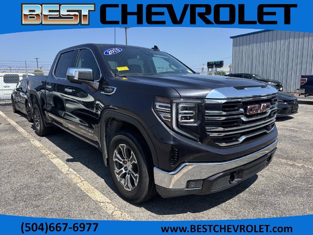 Used 2025 GMC Sierra 1500 SLT RWD image 1