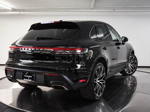 Certified 2026 Porsche Macan image 7