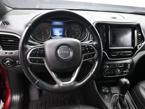 Used 2019 Jeep Cherokee High Altitude AWD/4WD image 14
