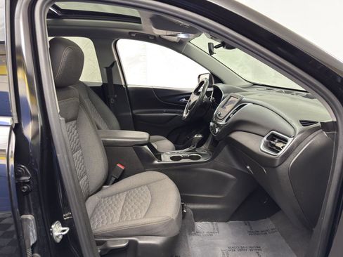 Used 2020 Chevrolet Equinox LT AWD/4WD image 36