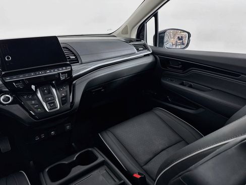 Certified 2025 Honda Odyssey Elite image 24